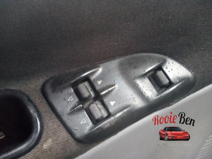 Dodge Ram 3500 5.2 1500 4x2 Kat. Schadevoertuig (1997, Rood, Wit)