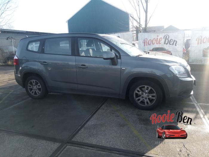 Chevrolet Orlando 1.8 16V VVT Bifuel Sloopvoertuig (2011, Grijs)