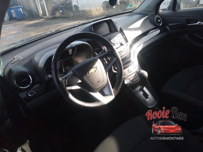 Chevrolet Orlando 1.8 16V VVT Bifuel Sloopvoertuig (2011, Grijs)