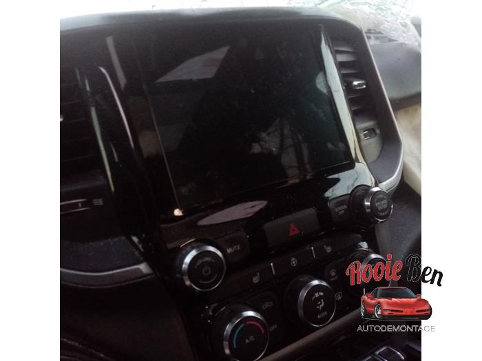 Dodge 1500 Crew Cab 5.7 Hemi V8 4x4 Sloopvoertuig (2019, Blauw)