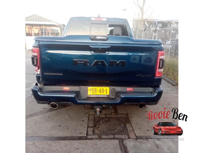 Dodge 1500 Crew Cab 5.7 Hemi V8 4x4 Sloopvoertuig (2019, Blauw)