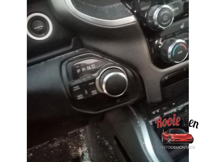 Dodge 1500 Crew Cab 5.7 Hemi V8 4x4 Sloopvoertuig (2019, Blauw)