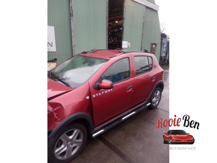 Dacia Sandero II 0.9 TCE 12V Sloopvoertuig (2013, Rood)