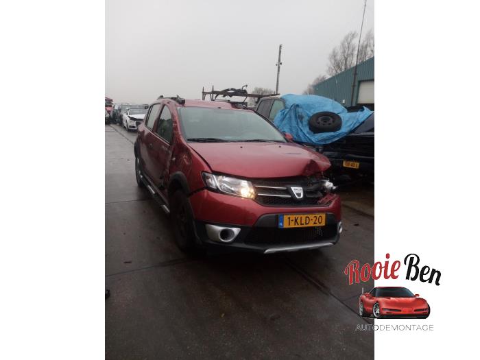 Dacia Sandero II 0.9 TCE 12V Sloopvoertuig (2013, Rood)