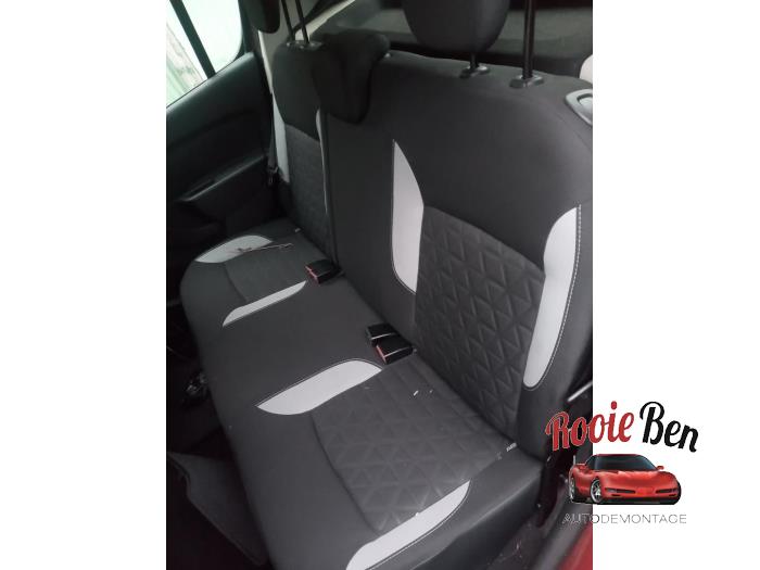 Dacia Sandero II 0.9 TCE 12V Sloopvoertuig (2013, Rood)