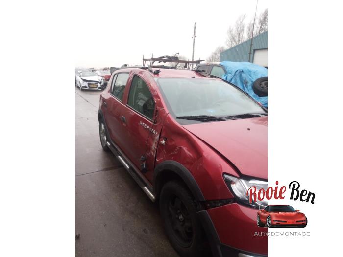 Dacia Sandero II 0.9 TCE 12V Sloopvoertuig (2013, Rood)
