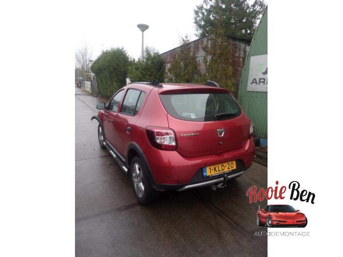 Dacia Sandero II 0.9 TCE 12V Sloopvoertuig (2013, Rood)