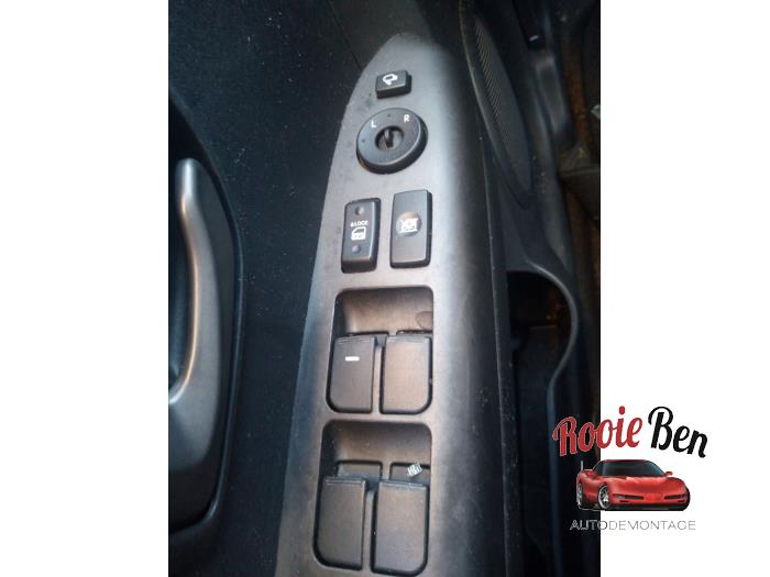 Kia Soul I 1.6 CVVT 16V Sloopvoertuig (2009, Creme)