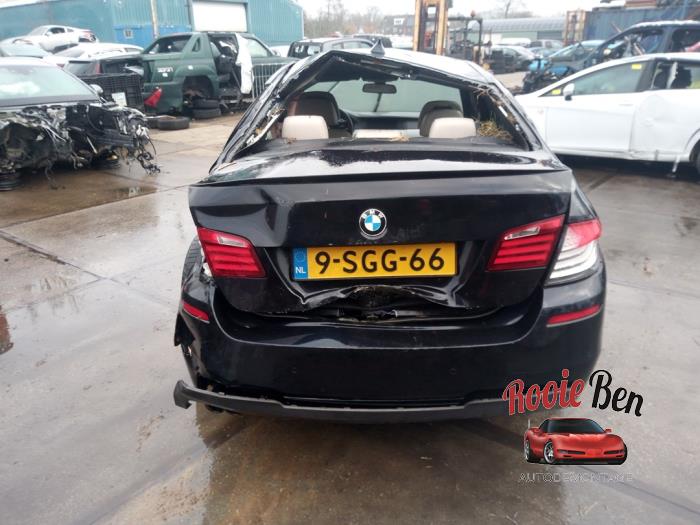 BMW 5 serie 528i 16V Sloopvoertuig (2013, Zwart)