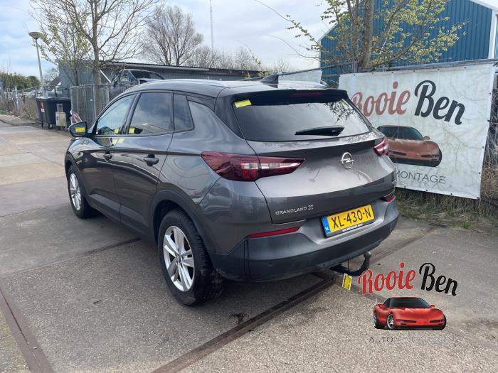 Opel Grandland 1.2 Turbo 12V Sloopvoertuig (2019, Grijs)