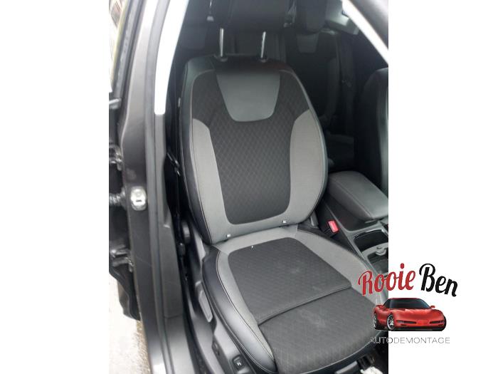 Opel Grandland 1.2 Turbo 12V Sloopvoertuig (2019, Grijs)