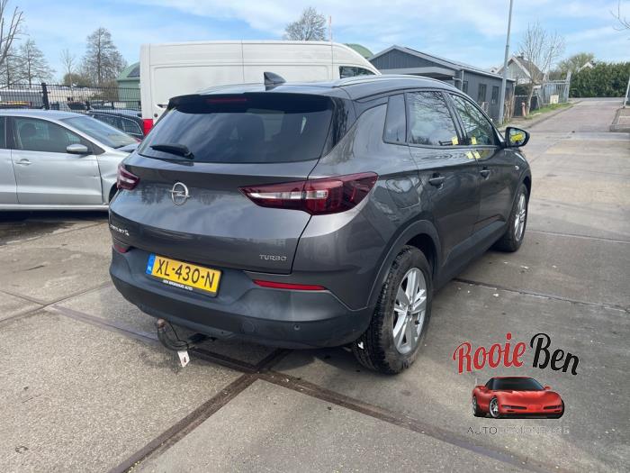Opel Grandland 1.2 Turbo 12V Sloopvoertuig (2019, Grijs)