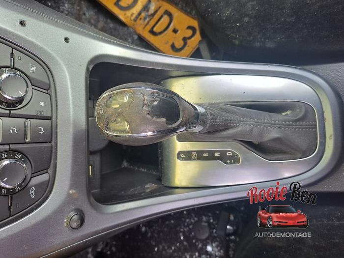 Opel Astra J Sports Tourer 2.0 CDTI 16V 165 Sloopvoertuig (2015, Wit)