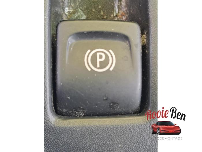 Opel Astra J Sports Tourer 2.0 CDTI 16V 165 Sloopvoertuig (2015, Wit)