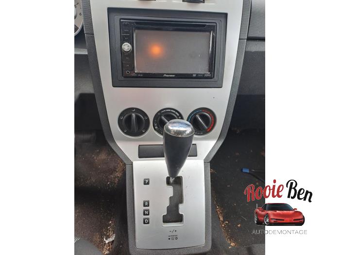 Dodge Caliber 2.0 16V Schadevoertuig (2007, Zwart)