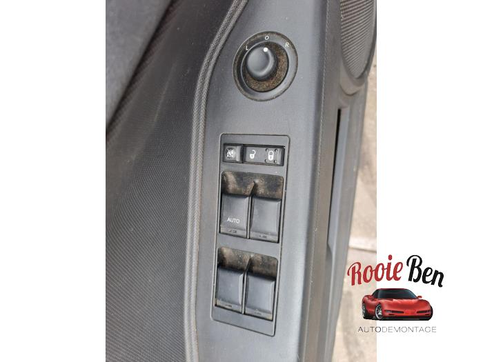 Dodge Caliber 2.0 16V Schadevoertuig (2007, Zwart)