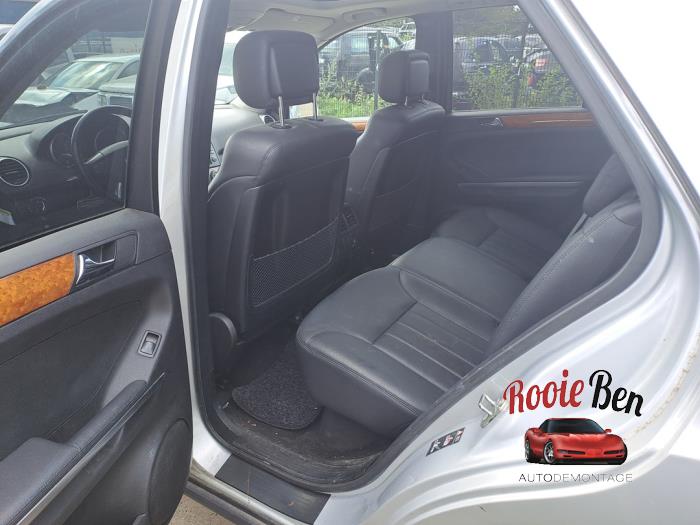 Mercedes ML II 3.5 350 4-Matic V6 24V Sloopvoertuig (2005, Grijs)