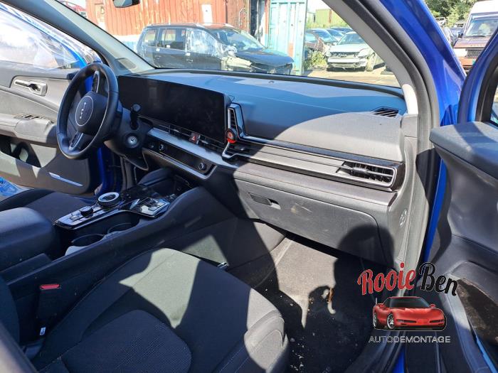 Kia Sportage 1.6 T-GDi Hybrid 16V Sloopvoertuig (2023, Blauw)