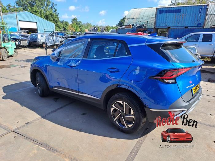 Kia Sportage 1.6 T-GDi Hybrid 16V Sloopvoertuig (2023, Blauw)