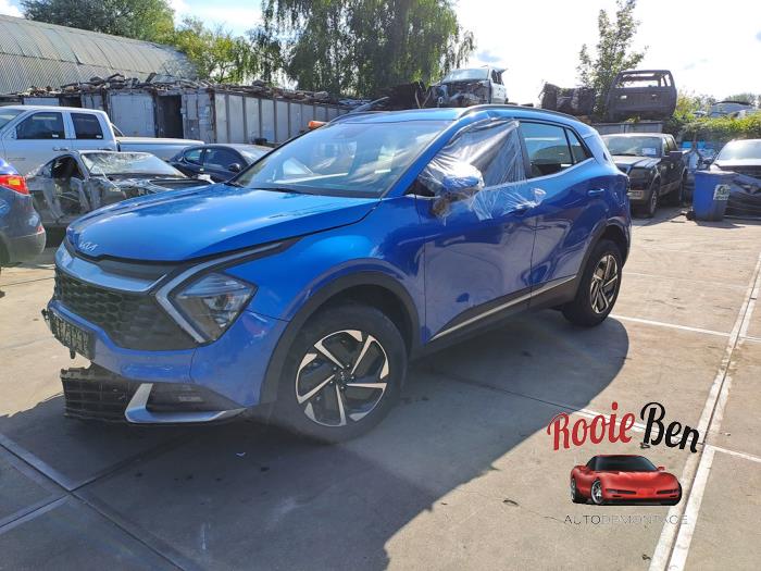 Kia Sportage 1.6 T-GDi Hybrid 16V Sloopvoertuig (2023, Blauw)