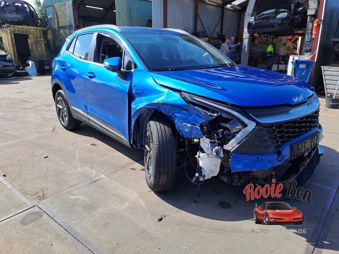 Kia Sportage 1.6 T-GDi Hybrid 16V Sloopvoertuig (2023, Blauw)