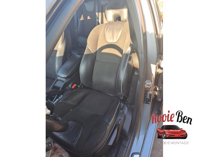 Volvo V40 2.0 D3 16V Sloopvoertuig (2018, Grijs)