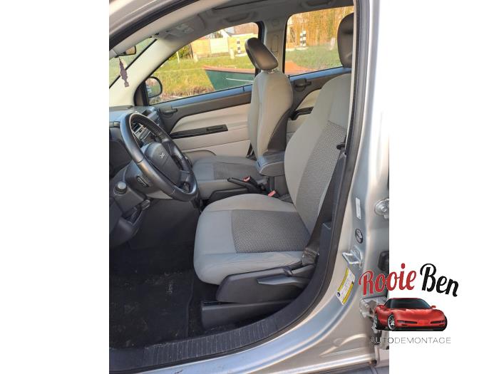 Jeep Compass I 2.4 16V 4x4 Sloopvoertuig (2008, Grijs)