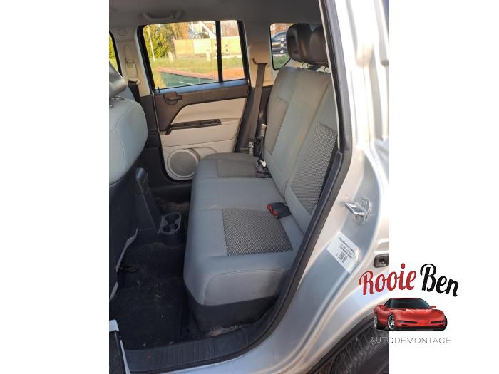 Jeep Compass I 2.4 16V 4x4 Sloopvoertuig (2008, Grijs)