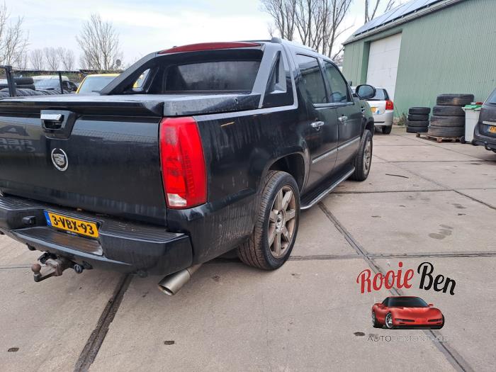 Cadillac Escalade 6.2 V8 4x4 Sloopvoertuig (2008, Zwart)