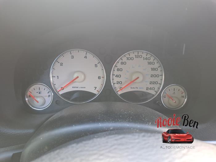 Jeep Cherokee/Liberty 3.7 V6 24V Sloopvoertuig (2003, Zwart)