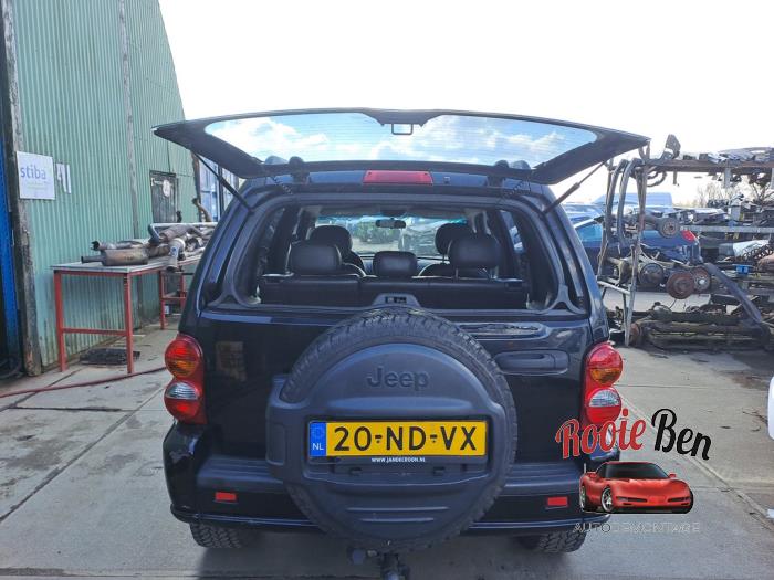 Jeep Cherokee/Liberty 3.7 V6 24V Sloopvoertuig (2003, Zwart)