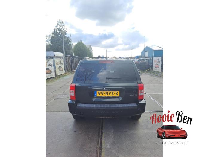 Jeep Patriot 2.4 16V 4x4 Eco + Sloopvoertuig (2011, Groen)