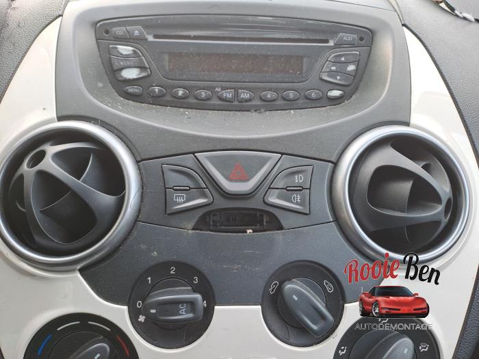 Ford Ka II 1.2 Sloopvoertuig (2009, Roze)