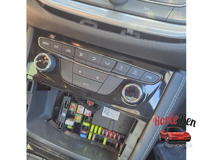 Opel Astra K Sports Tourer 1.0 Turbo 12V Sloopvoertuig (2017, Grijs)