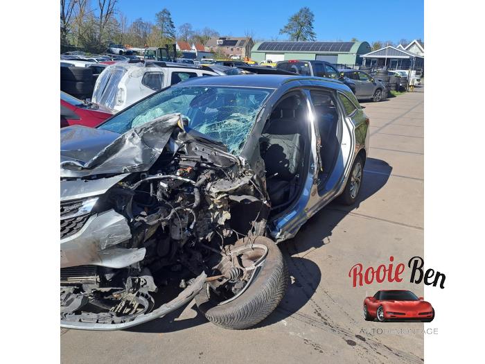 Opel Astra K Sports Tourer 1.0 Turbo 12V Sloopvoertuig (2017, Grijs)