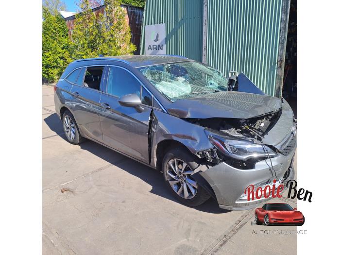 Opel Astra K Sports Tourer 1.0 Turbo 12V Sloopvoertuig (2017, Grijs)