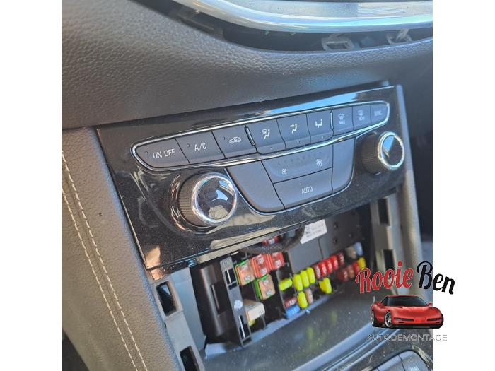 Opel Astra K Sports Tourer 1.0 Turbo 12V Sloopvoertuig (2017, Grijs)