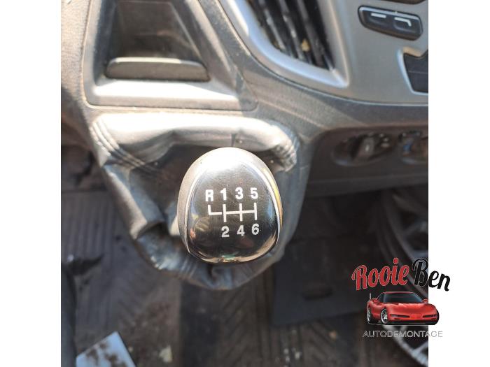 Ford Transit Custom 2.2 TDCi 16V Schadevoertuig (2015, Wit)