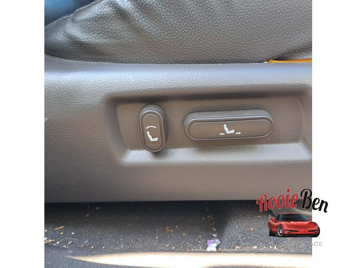 Hyundai Santa Fe II 2.4 16V 4x4 Sloopvoertuig (2011, Grijs)