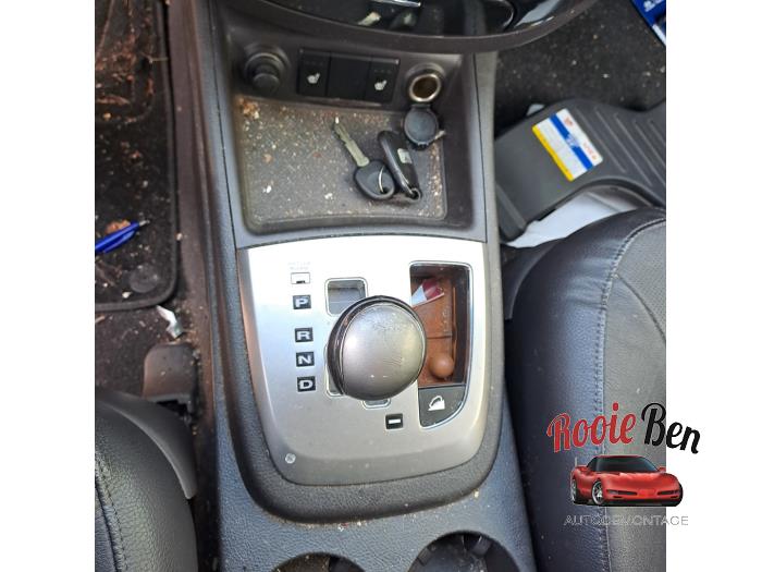 Hyundai Santa Fe II 2.4 16V 4x4 Sloopvoertuig (2011, Grijs)