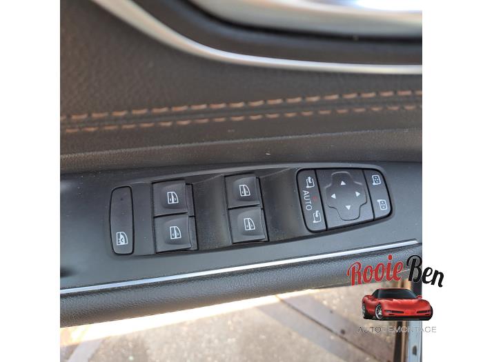 Renault Talisman Estate 1.5 dCi 110 Sloopvoertuig (2018, Zwart)