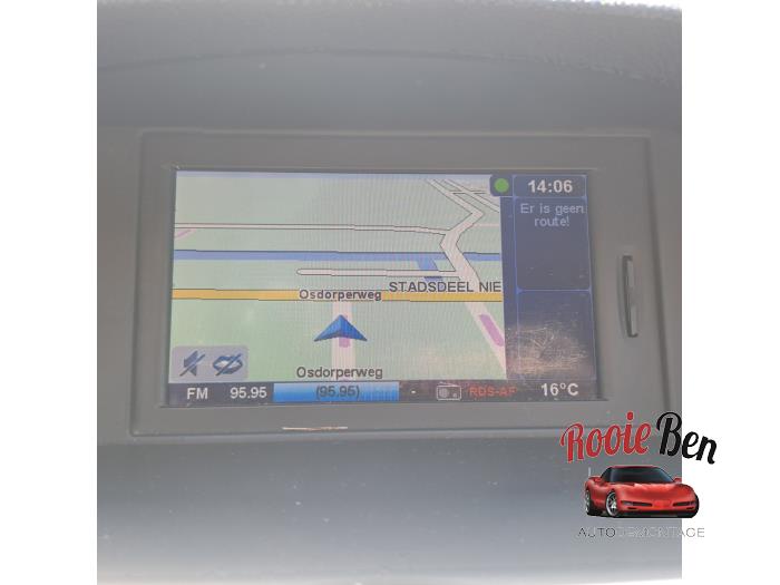 Renault Laguna III Estate 2.0 Turbo 16V GT Schadevoertuig (2010, Zwart)