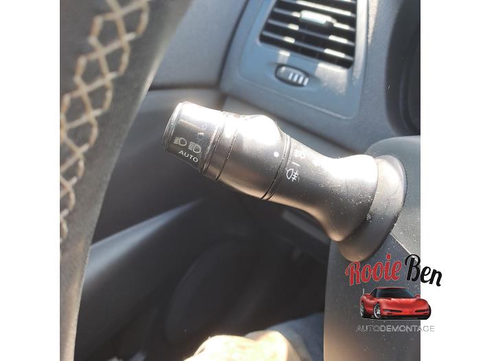 Renault Laguna III Estate 2.0 Turbo 16V GT Schadevoertuig (2010, Zwart)