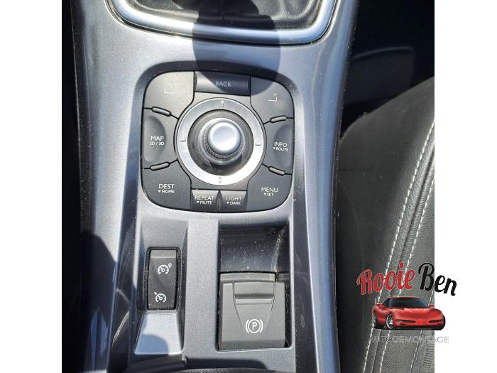 Renault Laguna III Estate 2.0 Turbo 16V GT Schadevoertuig (2010, Zwart)