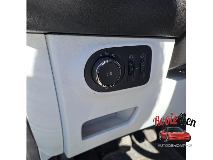 Opel Adam 1.2 16V Sloopvoertuig (2013, Blauw)