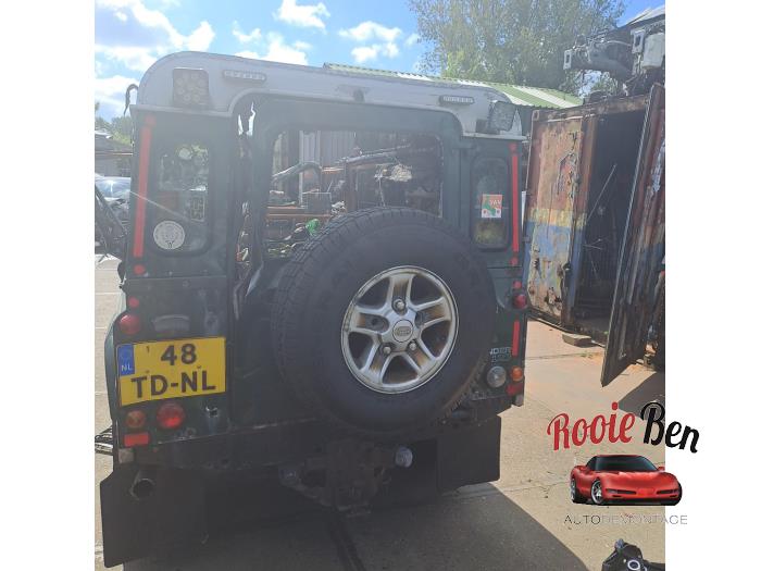 Landrover Defender I 2.5 TD5 Sloopvoertuig (2002, Groen)