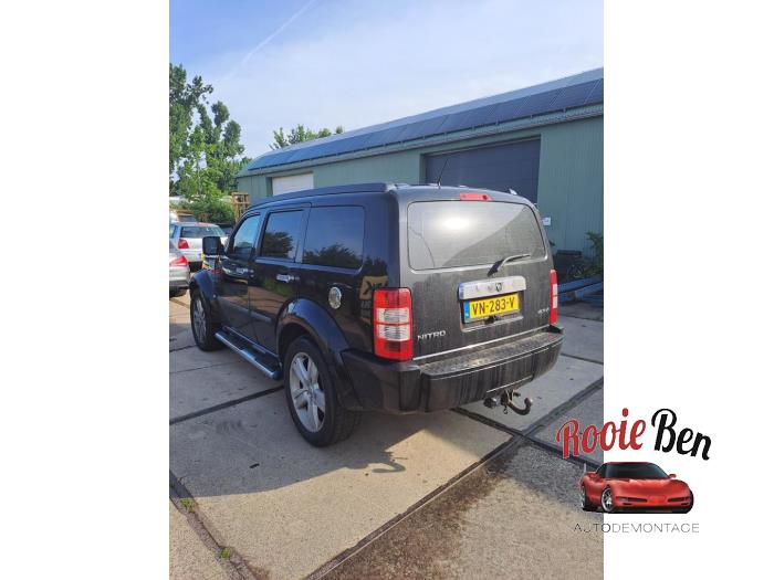 Dodge Nitro 3.7 STX V6 4x4 Autom. Schadevoertuig (2008, Graniet)