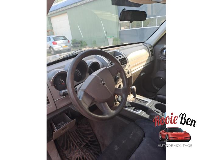 Dodge Nitro 3.7 STX V6 4x4 Autom. Schadevoertuig (2008, Graniet)