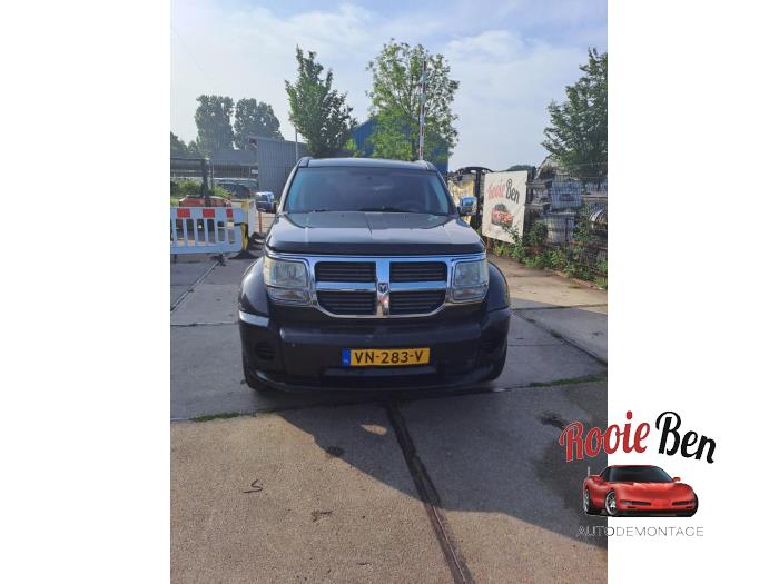 Dodge Nitro 3.7 STX V6 4x4 Autom. Schadevoertuig (2008, Graniet)