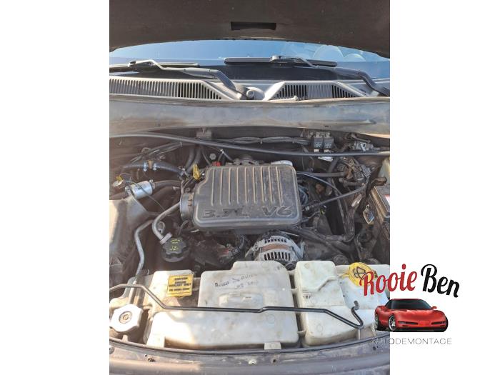 Dodge Nitro 3.7 STX V6 4x4 Autom. Schadevoertuig (2008, Graniet)